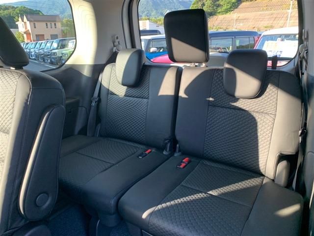 Nissan SERENA 2022-08 8429-4