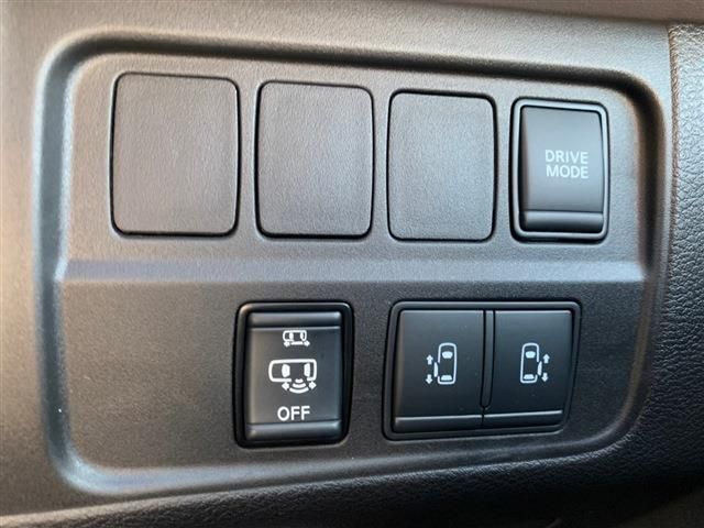 Nissan SERENA 2022-08 8429-29