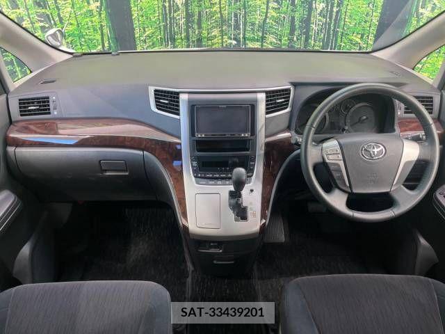 Toyota ALPHARD 2013-01 253838-1