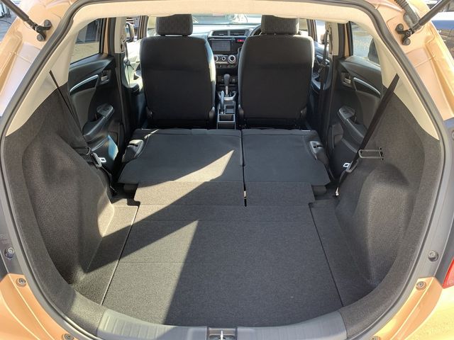 Honda FIT 2014-03 188420-20