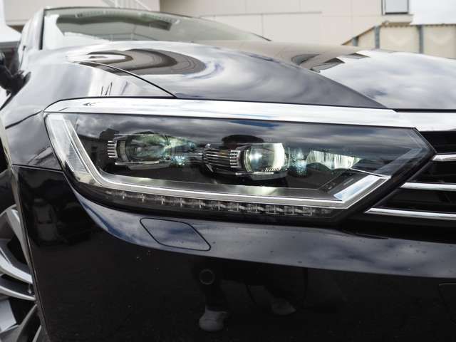 VolksWagen PASSAT VARIANT 2015-09 8984-16