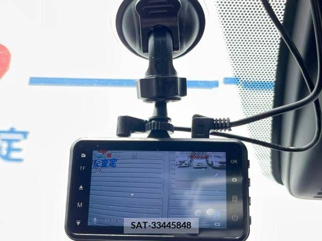 Nissan NOTE 2017-11 305421-6