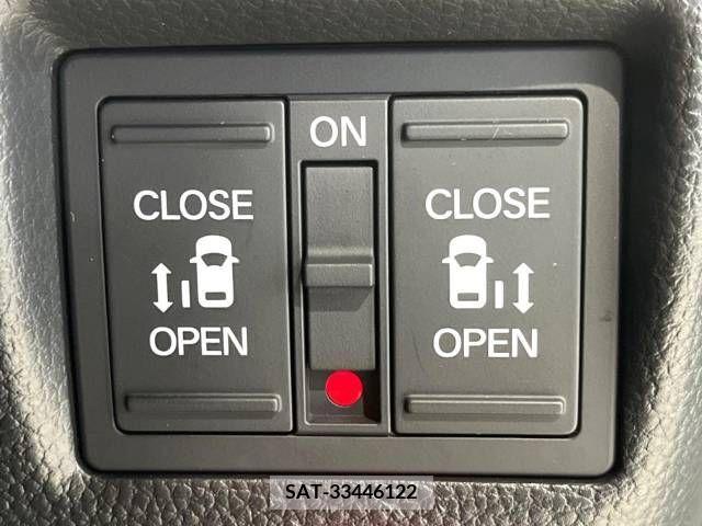 Honda N BOX CUSTOM 2022-03 279002-3