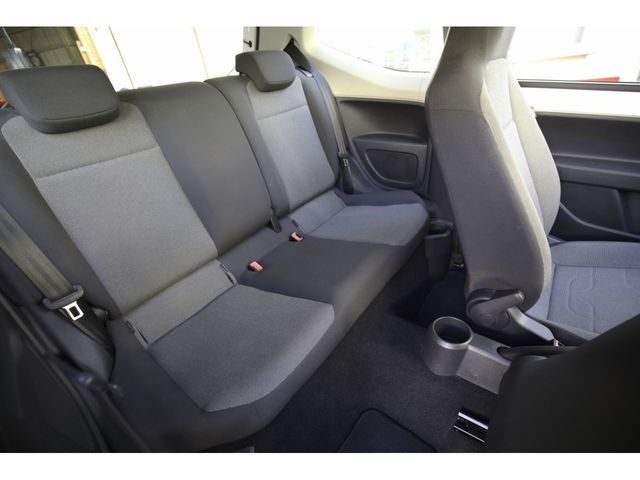 VolksWagen UP! 2013-10 22872-20