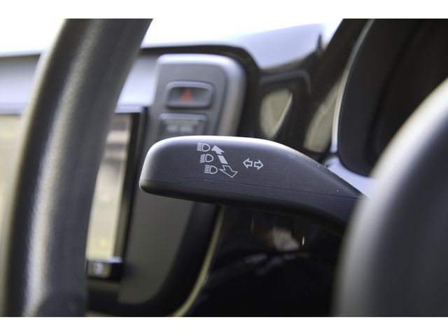 VolksWagen UP! 2013-10 22872-10