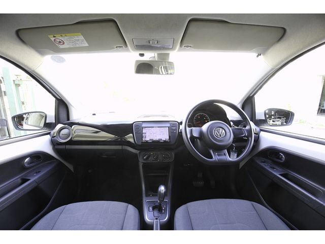 VolksWagen UP! 2013-10 22872-16
