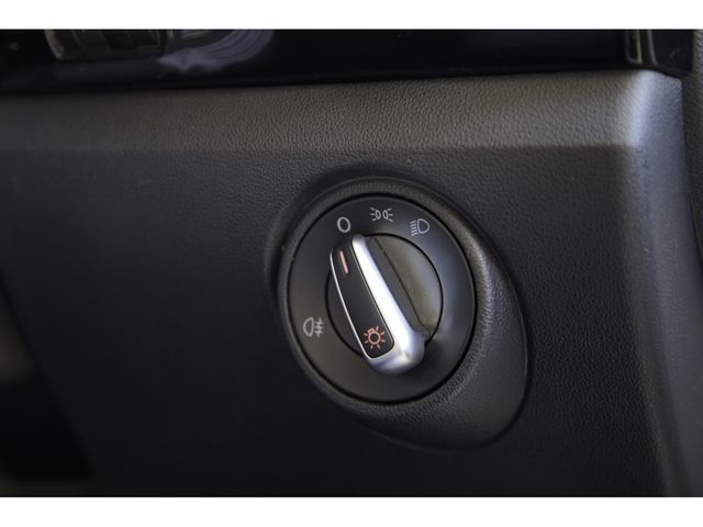 VolksWagen UP! 2013-10 22872-15