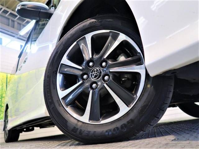 Toyota VOXY 2017-10 189564-16