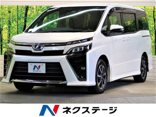 Toyota VOXY 2017-10 189564-0