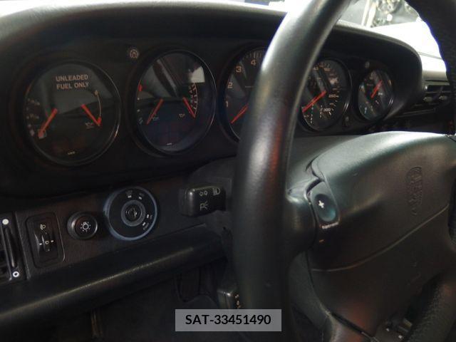 Porsche 911 1996-04 372523-21