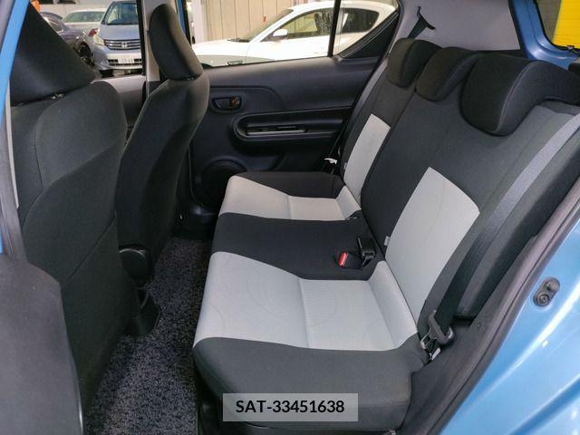 Toyota AQUA 2013-12 261276-14