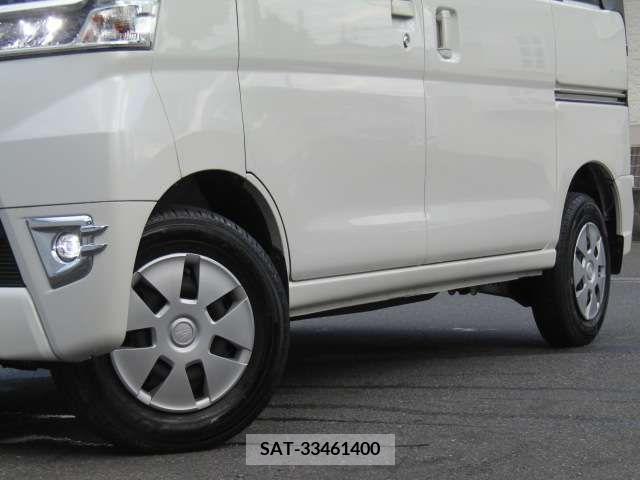 Daihatsu HIJET VAN 2021-06 324243-11