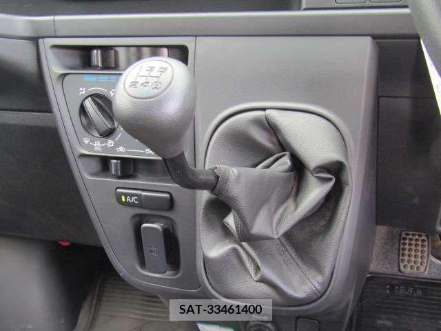 Daihatsu HIJET VAN 2021-06 324243-2