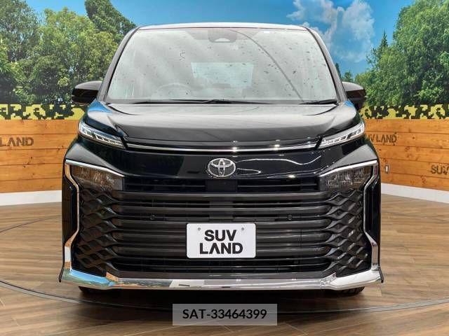 Toyota VOXY 2023-05 289325-14