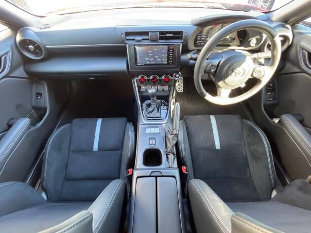 Toyota 86 2023-04 190213-1