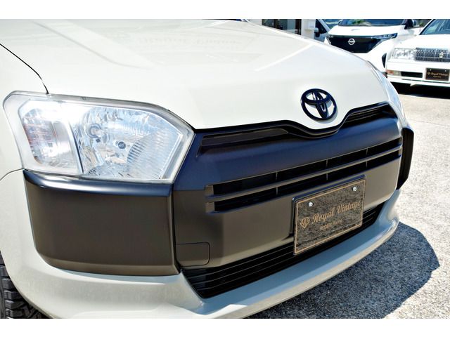 Toyota PROBOX VAN 2018-03 6823-9