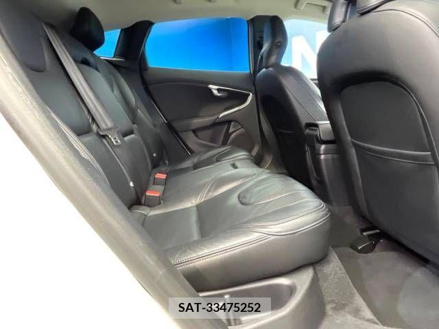 Volvo V40 2013-09 288669-9