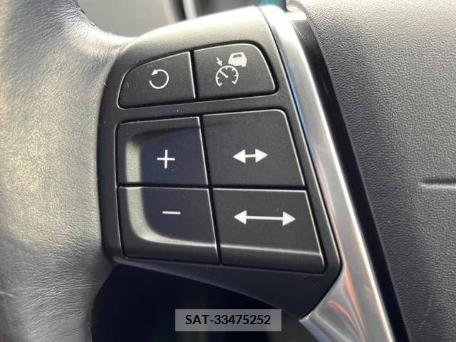 Volvo V40 2013-09 288669-3