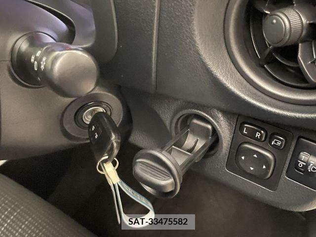 Toyota VITZ HYBRID 2018-10 370184-15