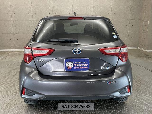 Toyota VITZ HYBRID 2018-10 370184-5