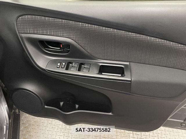 Toyota VITZ HYBRID 2018-10 370184-23