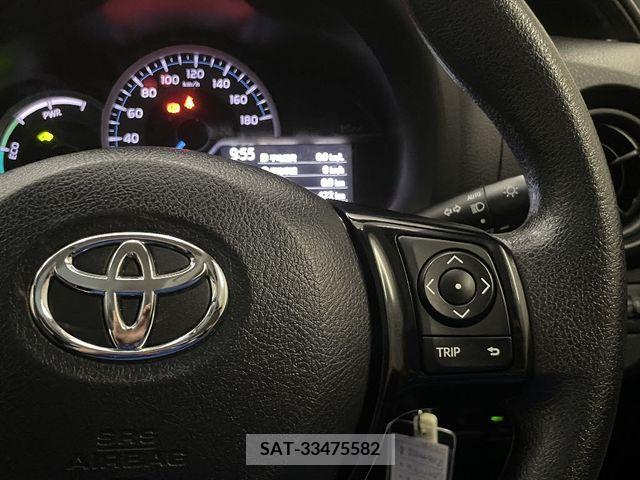 Toyota VITZ HYBRID 2018-10 370184-18