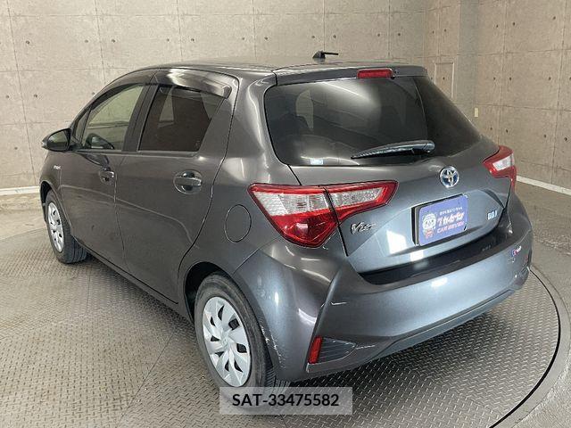 Toyota VITZ HYBRID 2018-10 370184-2