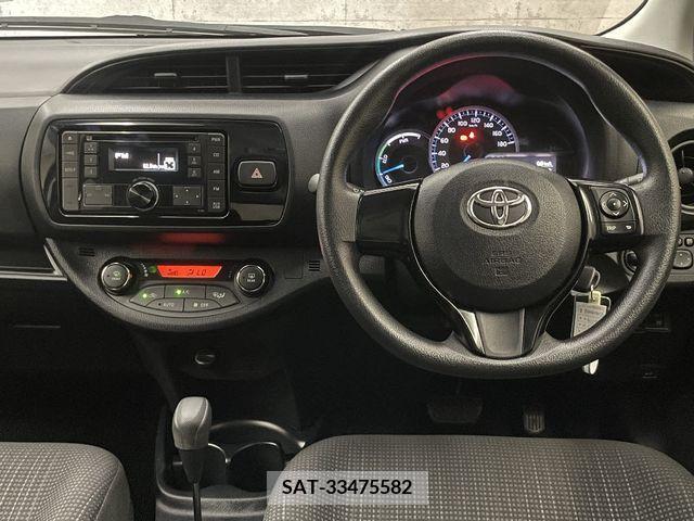Toyota VITZ HYBRID 2018-10 370184-1