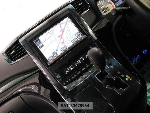 Toyota VELLFIRE 2013-08 329613-5