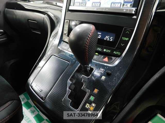 Toyota VELLFIRE 2013-08 329613-12