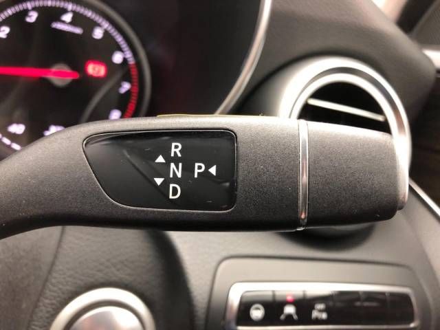 Mercedes Benz C-CLASS 2014-11 181348-11