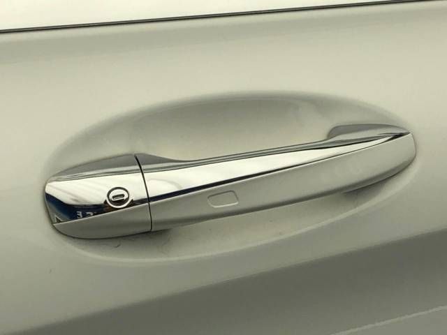 Mercedes Benz C-CLASS 2014-11 181348-6