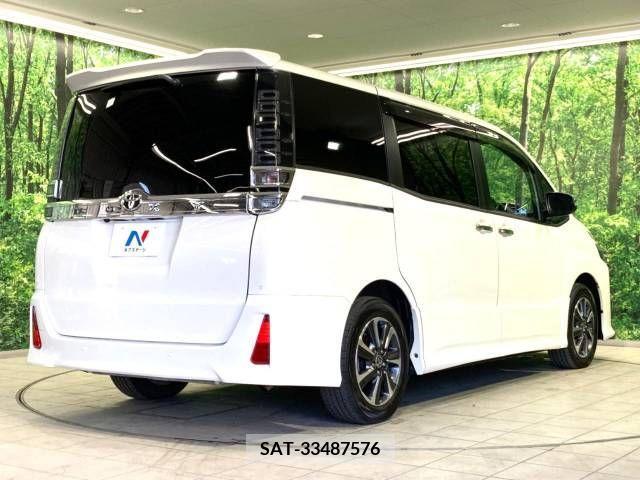 Toyota VOXY 2020-11 217538-17