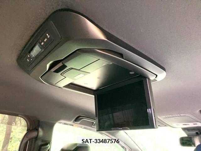 Toyota VOXY 2020-11 217538-3