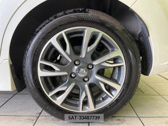 Nissan NOTE 2019-04 345990-13