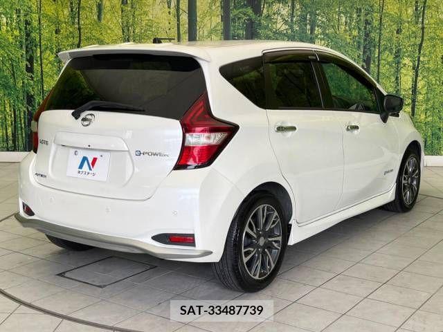 Nissan NOTE 2019-04 345990-17