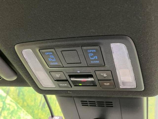 Toyota NOAH 2023-06 191629-4