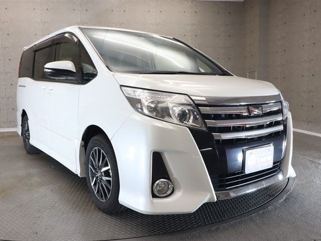 Toyota NOAH 2015-05 9382-20