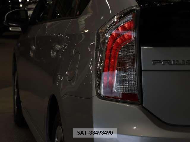 Toyota PRIUS 2014-08 366435-10