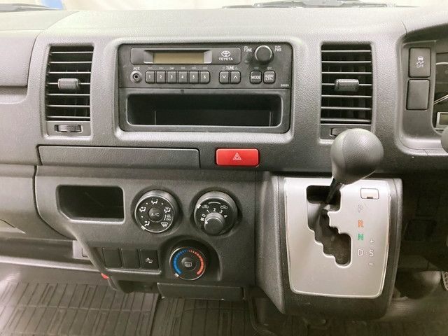 Toyota REGIUSACE VAN 2018-11 185572-13
