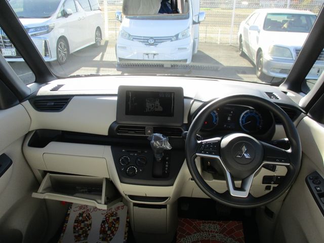 Mitsubishi EK SPACE 2023-09 28240-22