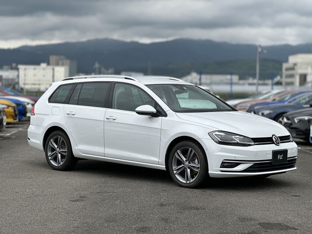 VolksWagen GOLF VARIANT 2020-11 13441-27