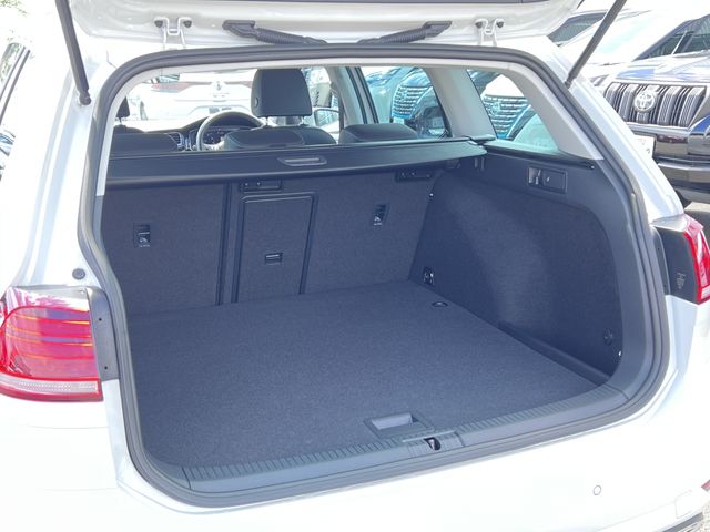 VolksWagen GOLF VARIANT 2020-11 13441-19