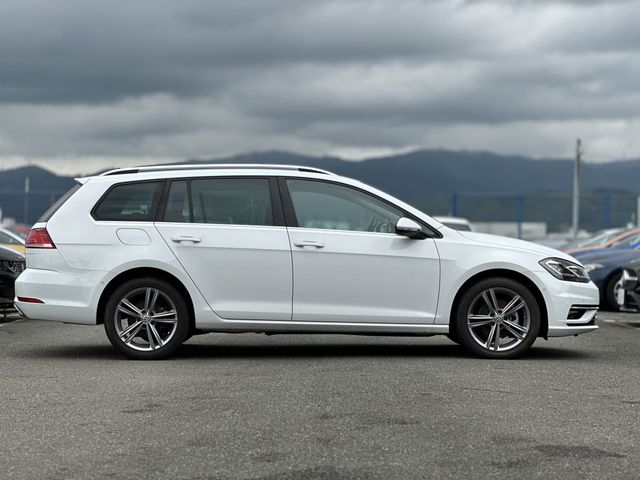 VolksWagen GOLF VARIANT 2020-11 13441-28