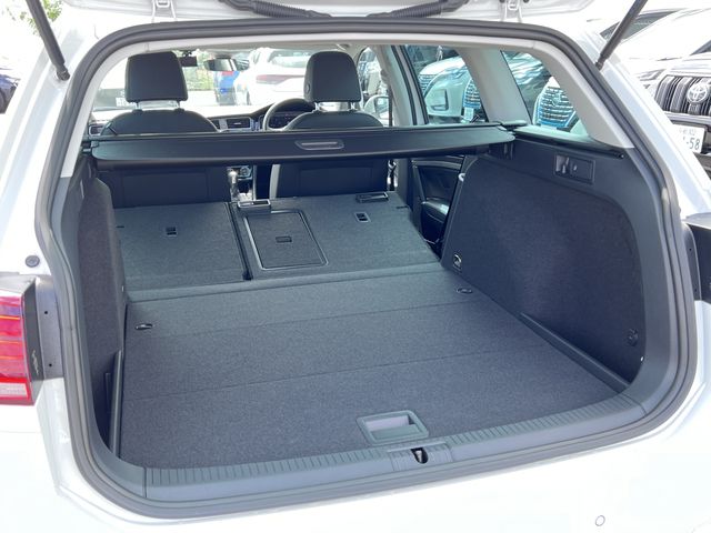 VolksWagen GOLF VARIANT 2020-11 13441-20