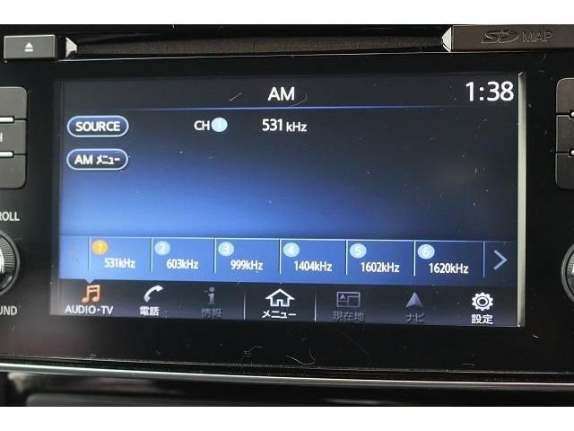 Nissan LEAF 2018-11 183102-1