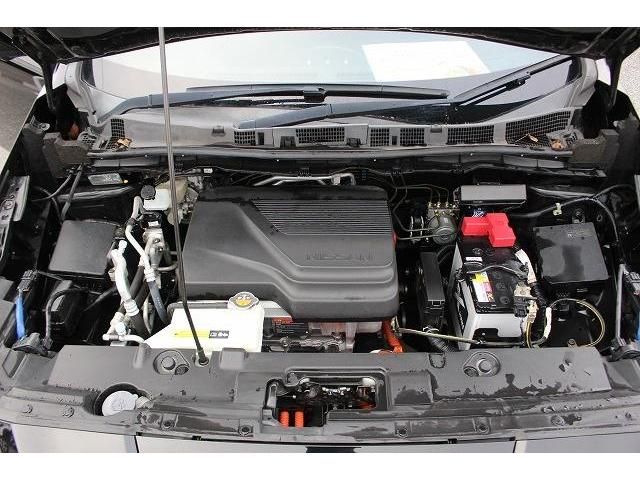 Nissan LEAF 2018-11 183102-17
