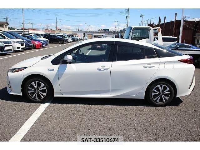 Toyota PRIUS PHV 2017-10 232812-6