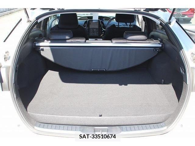 Toyota PRIUS PHV 2017-10 232812-16