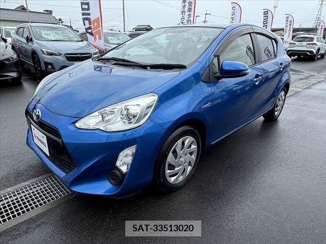 Toyota AQUA 2015-04 335520-9